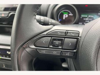 Toyota Yaris 1.5 Hybrid Design 5dr CVT