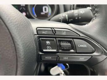 Toyota Yaris 1.5 Hybrid Design 5dr CVT