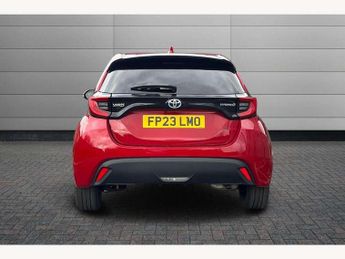 Toyota Yaris 1.5 Hybrid Design 5dr CVT