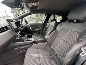 Renault Clio 1.6 E-TECH full hybrid 145 Engineered 5dr Auto