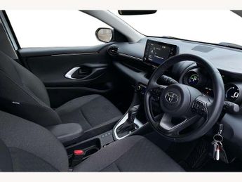 Toyota Yaris 1.5 Hybrid Design 5dr CVT