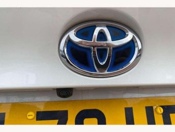 Toyota C-HR 1.8 Hybrid Design 5dr CVT