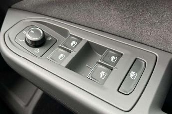 Volkswagen Golf 1.5 eTSI 150 R-Line 5dr DSG