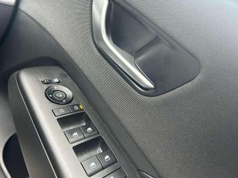 Hyundai Kona 1.6 Hybrid 129 Advance 5dr DCT