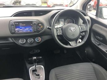 Toyota Yaris 1.5 VVT-i Icon 5dr CVT