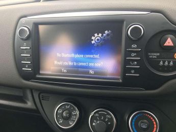 Toyota Yaris 1.5 VVT-i Icon 5dr CVT