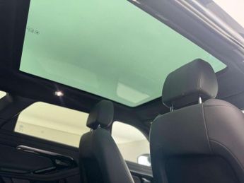 Land Rover Range Rover Evoque 2.0 D200 R-Dynamic SE 5dr Auto