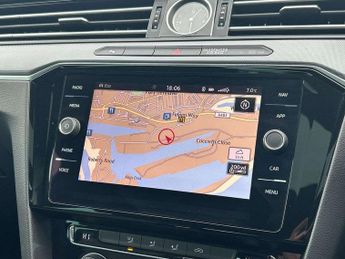 Volkswagen Passat 2.0 TDI R-Line 4dr DSG [Panoramic Roof]