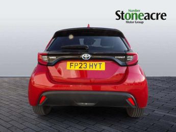Toyota Yaris 1.5 Hybrid Design 5dr CVT