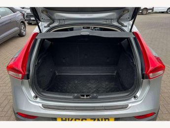 Volvo V40 Cross Country D4 [190] Cross Country Pro 5dr Geartronic