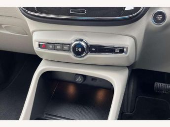 Volvo XC40 1.5 T3 [163] Inscription Pro 5dr Geartronic