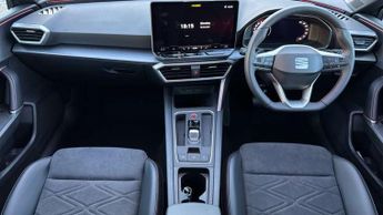 SEAT Leon 1.5 eTSI 150 FR Black Edition 5dr DSG [DAP]