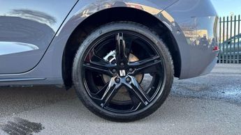 SEAT Leon 1.5 eTSI 150 FR Black Edition 5dr DSG [DAP]