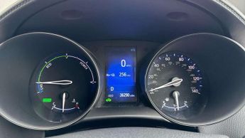 Toyota C-HR 1.8 Hybrid Design 5dr CVT