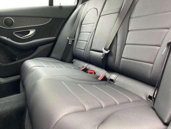 Mercedes-Benz C-Class C220d AMG Line Premium 4dr Auto