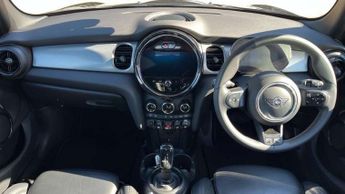 MINI Hatchback 5dr 1.5 Cooper Exclusive 5dr Auto