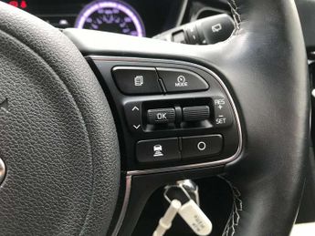 Kia Niro 1.6 GDi Hybrid 3 5dr DCT