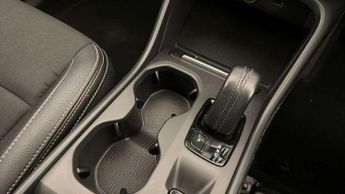 Volvo XC40 2.0 T4 Momentum 5dr AWD Geartronic