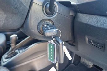 Skoda Fabia 1.0 TSI SE Drive 5dr DSG