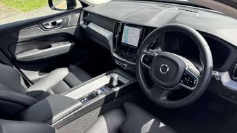Volvo XC60 2.0 B5P Plus Dark 5dr AWD Geartronic