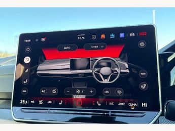 Volkswagen Golf 2.0 TSI 265 GTI 5dr DSG