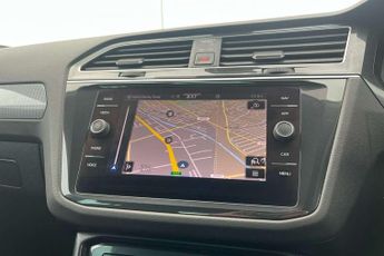 Volkswagen Tiguan 1.5 TSI 150 Life 5dr DSG