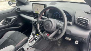 Toyota Yaris 1.5 Hybrid 130 GR Sport 5dr CVT