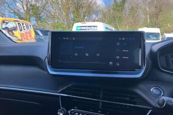 Peugeot 208 1.2 Hybrid 100 Allure 5dr e-DSC6