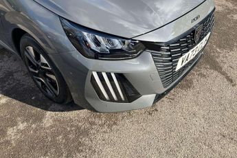 Peugeot 208 1.2 Hybrid 100 Allure 5dr e-DSC6