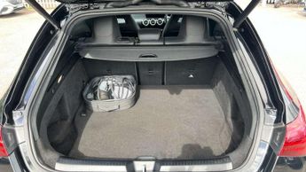 Mercedes-Benz CLA Shooting Brake CLA 250e AMG Line Premium 5dr Tip Auto