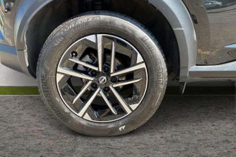 Nissan Juke 1.0 DiG-T N-Connecta 5dr DCT