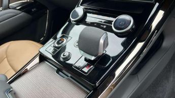 Land Rover Range Rover Sport 3.0 P440e Dynamic SE 5dr Auto