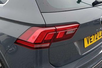 Volkswagen Tiguan 2.0 TDI R-Line 5dr DSG