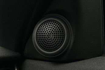 Land Rover Range Rover Evoque 2.0 D200 R-Dynamic SE 5dr Auto