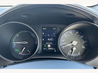 Toyota C-HR 1.8 Hybrid Design 5dr CVT