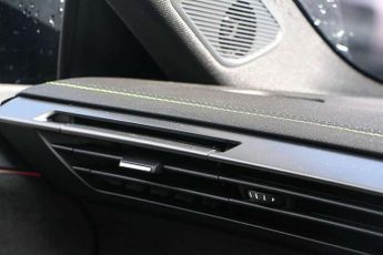 Peugeot 308 1.2 Hybrid 145 GT 5dr e-DSC6