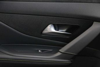 Peugeot 308 1.2 Hybrid 145 GT 5dr e-DSC6