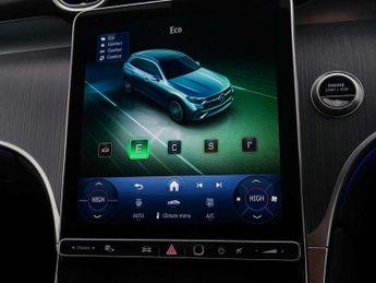 Mercedes-Benz GLC GLC 300 4Matic AMG Line Premium 5dr 9G-Tronic