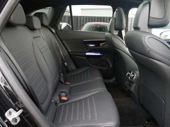 Mercedes-Benz GLC GLC 300 4Matic AMG Line Premium 5dr 9G-Tronic