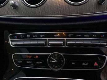 Mercedes-Benz E-Class E220d SE Premium 4dr 9G-Tronic