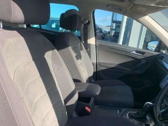 Volkswagen Tiguan 2.0 TSi 190 4Motion SEL 5dr DSG