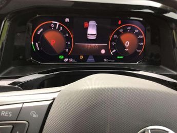 Volkswagen Multivan 1.4 TSI eHybrid Style 5dr DSG