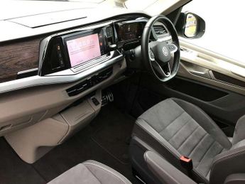 Volkswagen Multivan 1.4 TSI eHybrid Style 5dr DSG