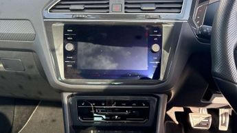Volkswagen Tiguan 2.0 TDI R-Line 5dr DSG