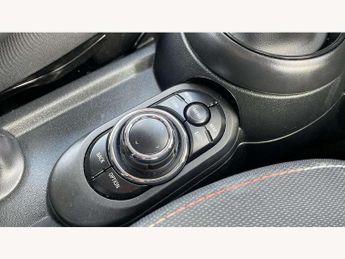 MINI Hatchback 1.5 Cooper Classic 3dr Auto