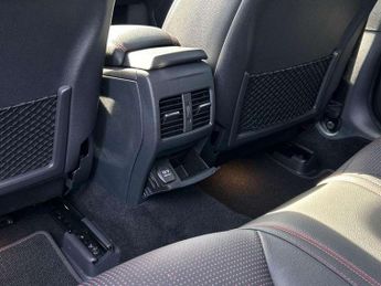 Mercedes-Benz GLA GLA 220d 4Matic AMG Line 5dr Auto [Premium]