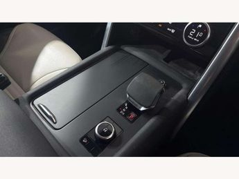 Land Rover Discovery 3.0 D250 R-Dynamic SE 5dr Auto