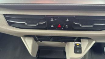 Volkswagen Multivan 1.4 TSI eHybrid Life 5dr DSG