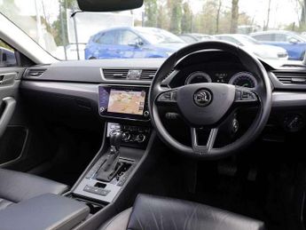 Skoda Superb Estate 2.0 TDI CR SE L 5dr DSG