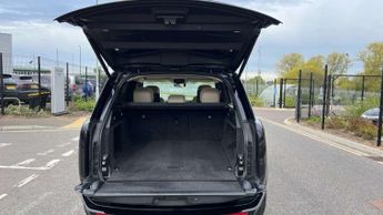 Land Rover Range Rover 3.0 D350 SE 4dr Auto
